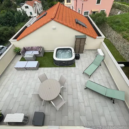 Сasa de vacaciones Villino Con Terrazzo Panoramico Finale Ligure