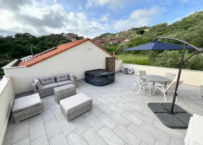 Villino Con Terrazzo Panoramico