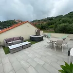 Villino Con Terrazzo Panoramico Σπίτι διακοπών *