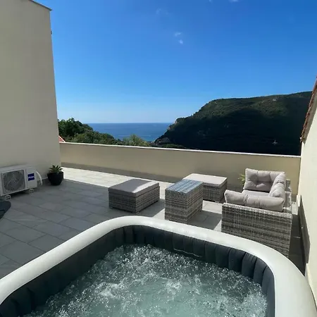 Villino Con Terrazzo Panoramico * Finale Ligure