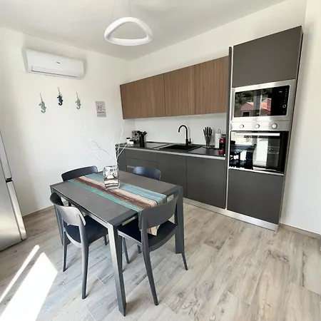 펜션 Villino Con Terrazzo Panoramico *