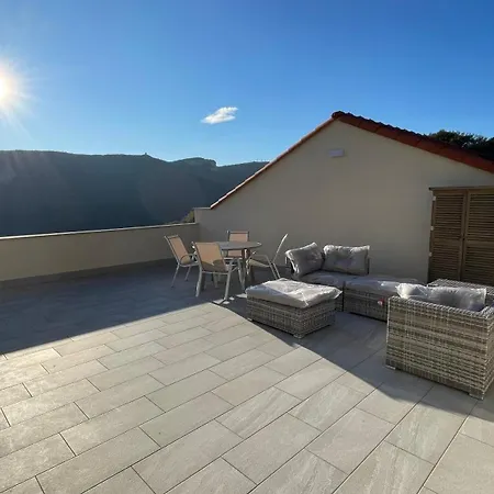 Villino Con Terrazzo Panoramico Holiday home